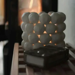 Bright Pot, White