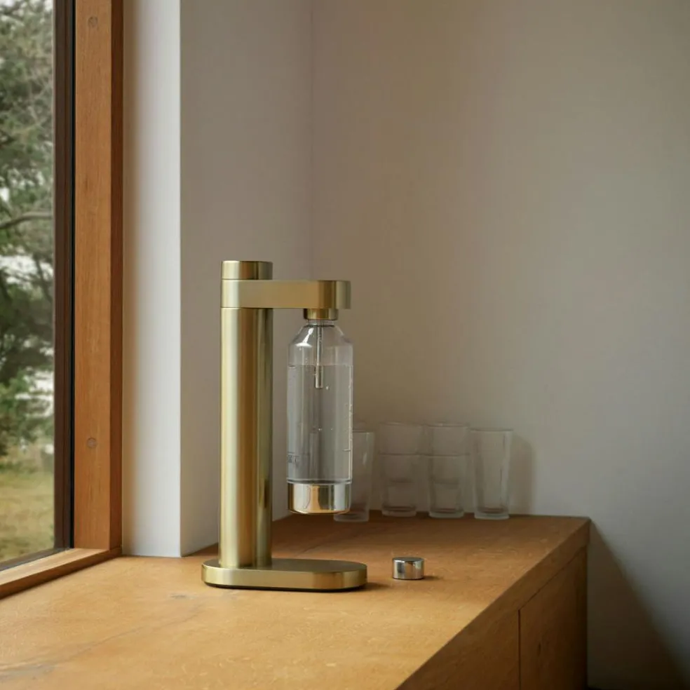 Brus Carbonator, Brushed Brass