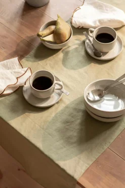 Gia Textile Set 4 Placemats + 4 Napkins, White / Dusty Pink