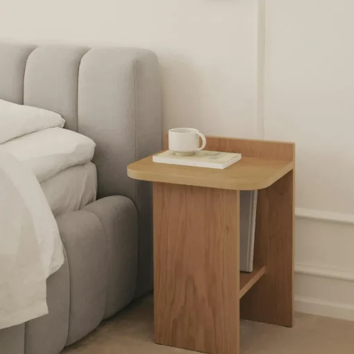 Ismo Side Table, Dark Oak
