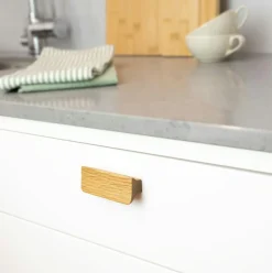 Knob Ante-64, oak