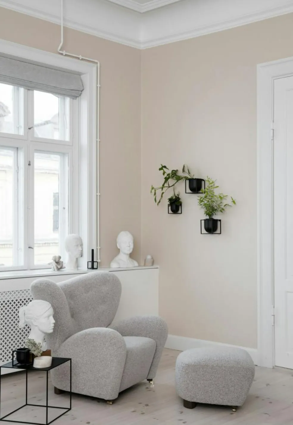 Kubus Wall, Black