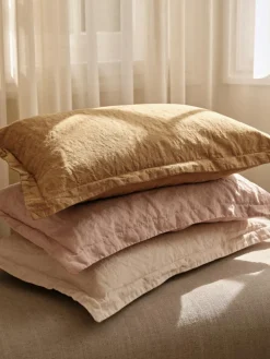 Linn Cushion Cover Pink, 40x60 cm