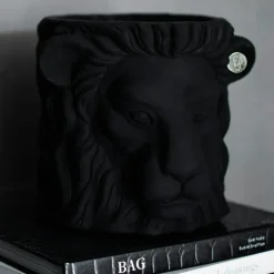 Lion Pot S, White
