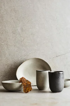 Mame Bowl, Oyster