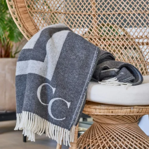 Monogram Plaid 130x200 cm, Grey