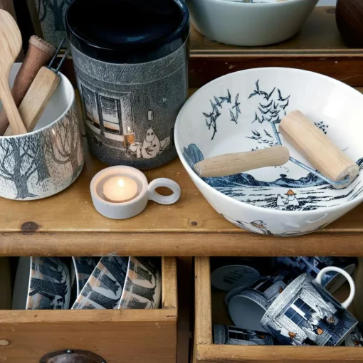 Moomin Serving Bowl 23 cm, Faithful To Their Origin