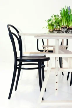 No 14 Chair, Coffee