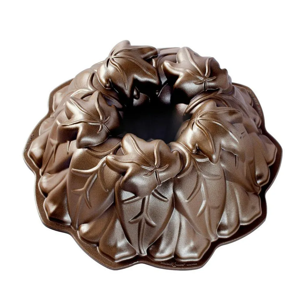 Nordic Ware Harvest Leaves Bundt Pan