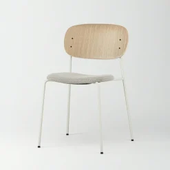 Note Chair, Oak / Beige Bouclé / White