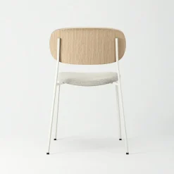 Note Chair, Oak / Beige Bouclé / White