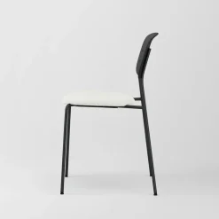 Note Chair, Oak / Beige Bouclé / White