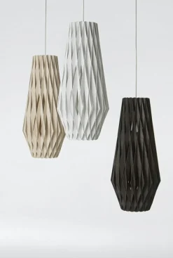 Pilke Signature P30/70 Pendant, Black