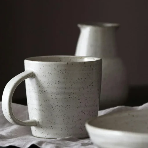 Pion Coffee Cup, White / Grey