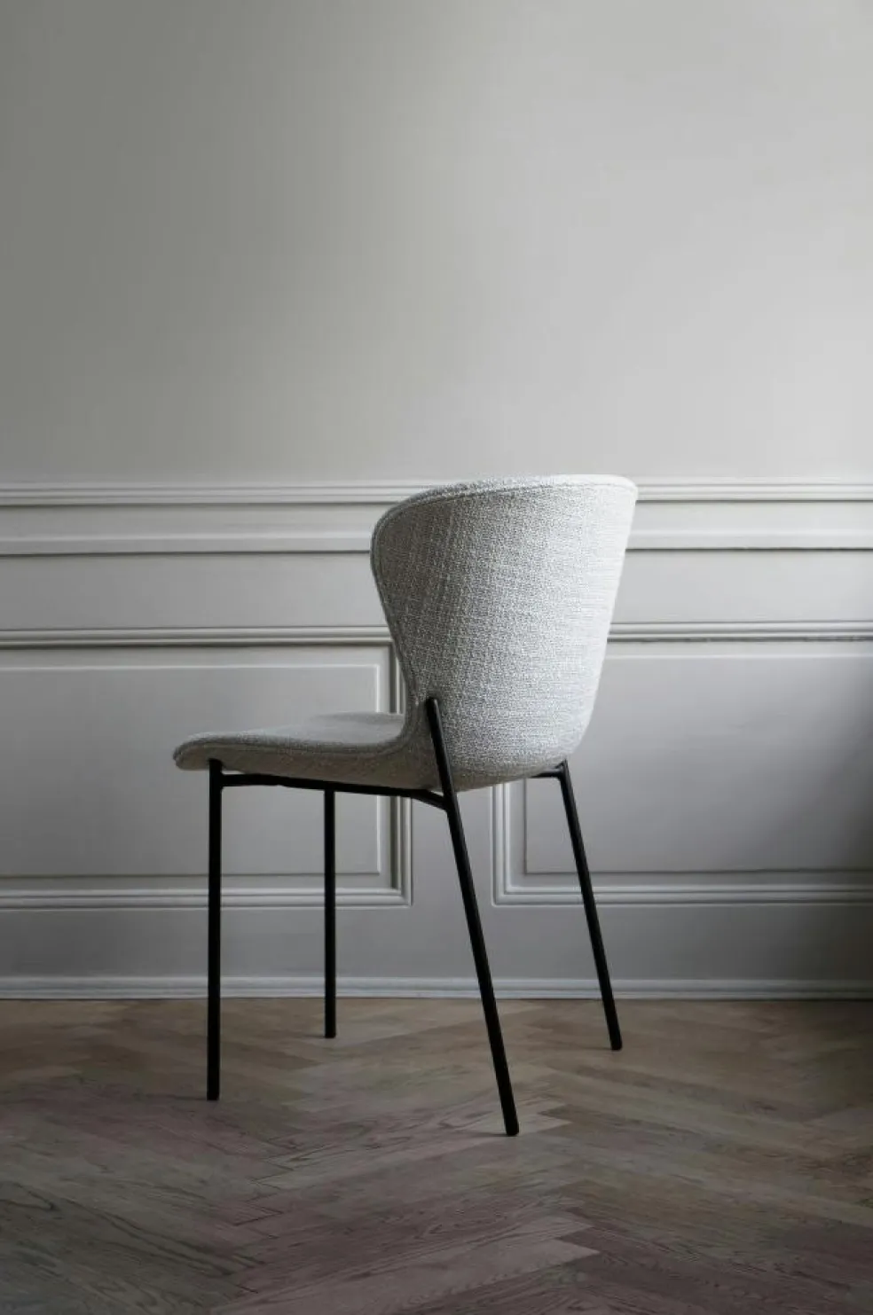 Pipe Chair, Beige Karakorum / Black Steel