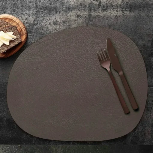 Raw Buffalo Table Mat 33,5x41 cm, Grey