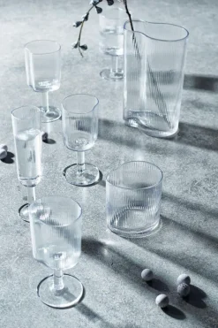 Ripe Glass, Low