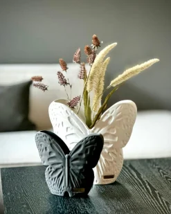 Secret Butterfly Vase Small, White