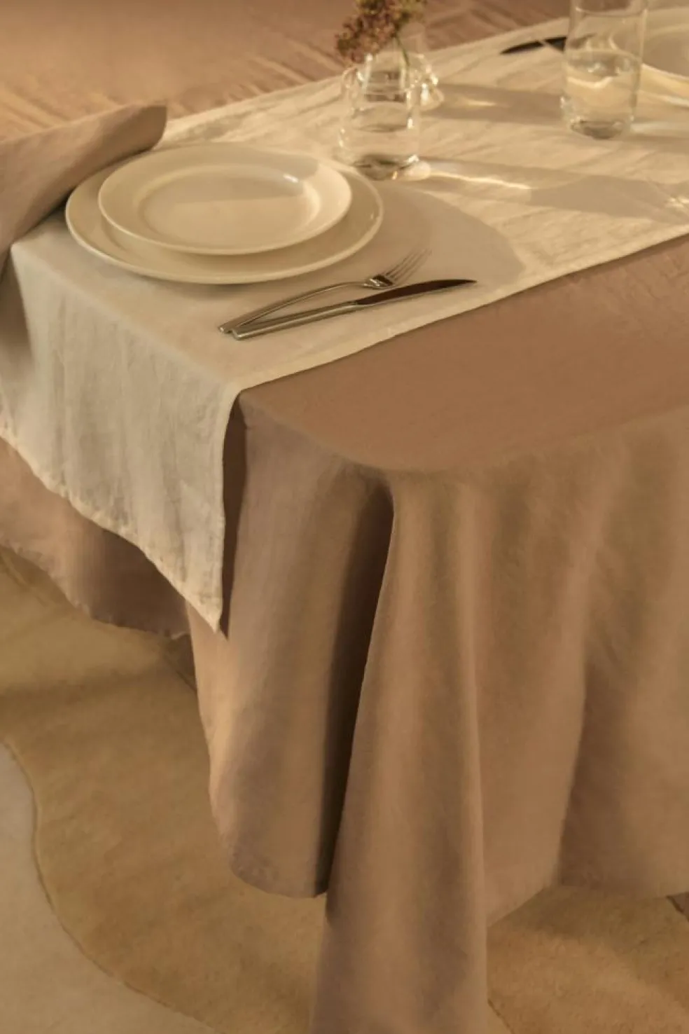 Sienna Table Cloth 140x240 cm, Green