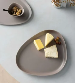 Stoneware Plate 35x30 cm, Warm Grey