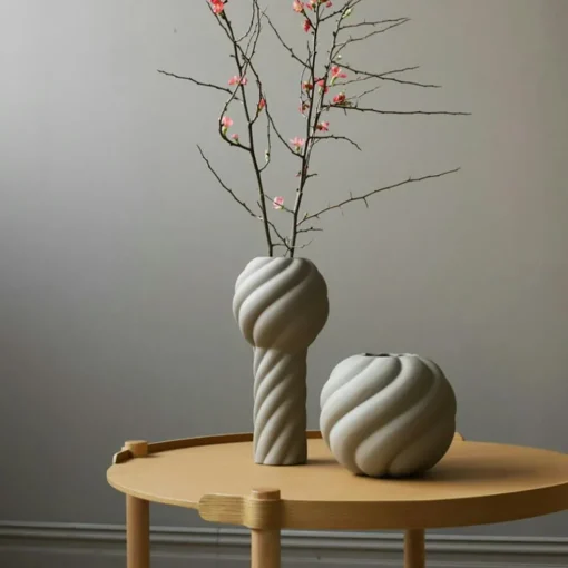 Twist Pillar Vase 34 cm, Black