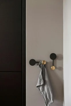 Afteroom Hook S, Black/Brass