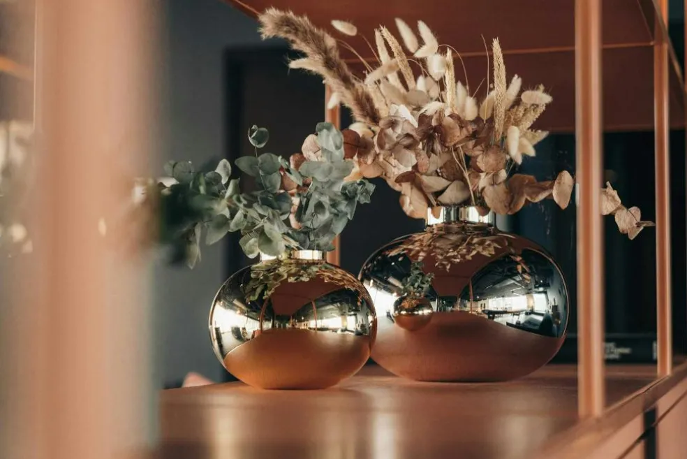 Amico Vase Ø29 cm, Brass