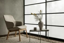 Anna Vase White, Small