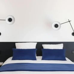 Arigato Wall Lamp, Black