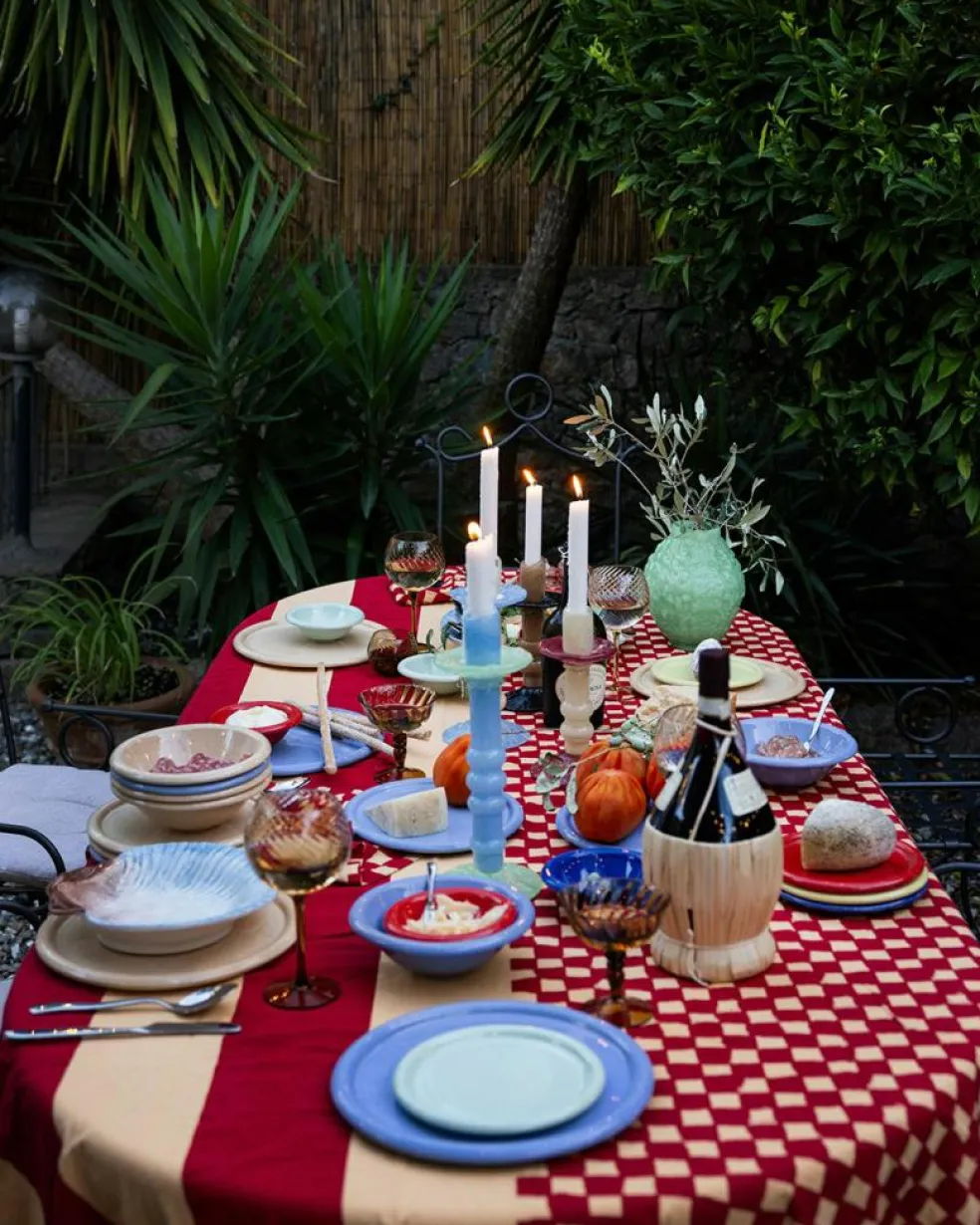 Armona Plate 23,5 cm, White / Light Blue