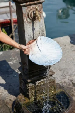 Armona Serving Plate 32 cm, White / Light Blue