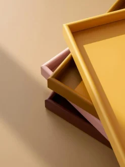 Arrange Tray Medium, Ruby