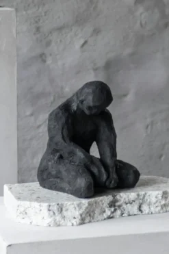 ART PIECE Sculpture, Black