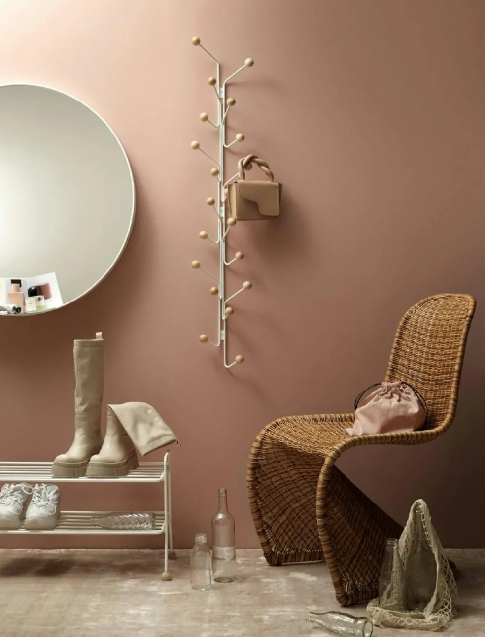 Bill Coat Rack Vertical, Black / Black