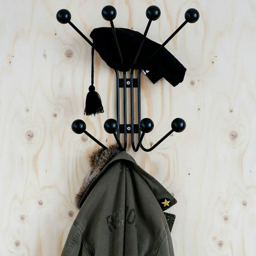 Bill S Hanger, White