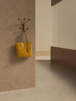 Bill XS Hanger, White