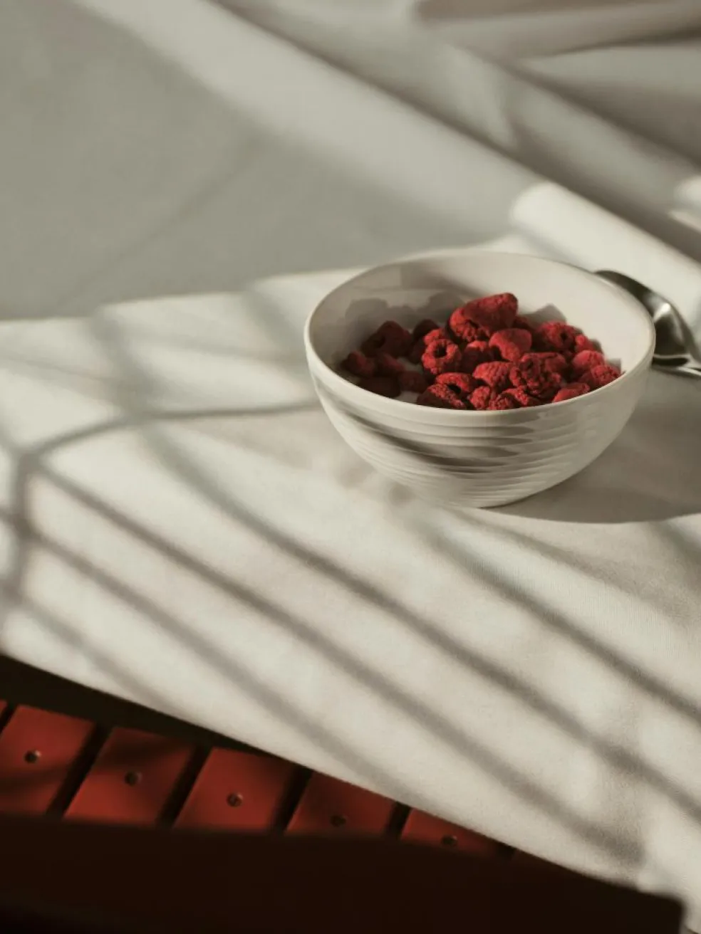 Blond Soup Bowl 60 cl, White Stripe