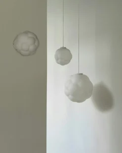 Bubba Pendant White, Ø42 cm