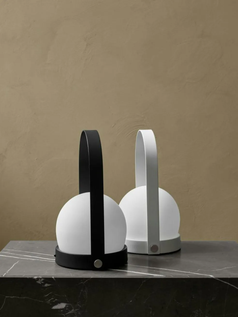 Carrie Lamp Portable IP44, Red