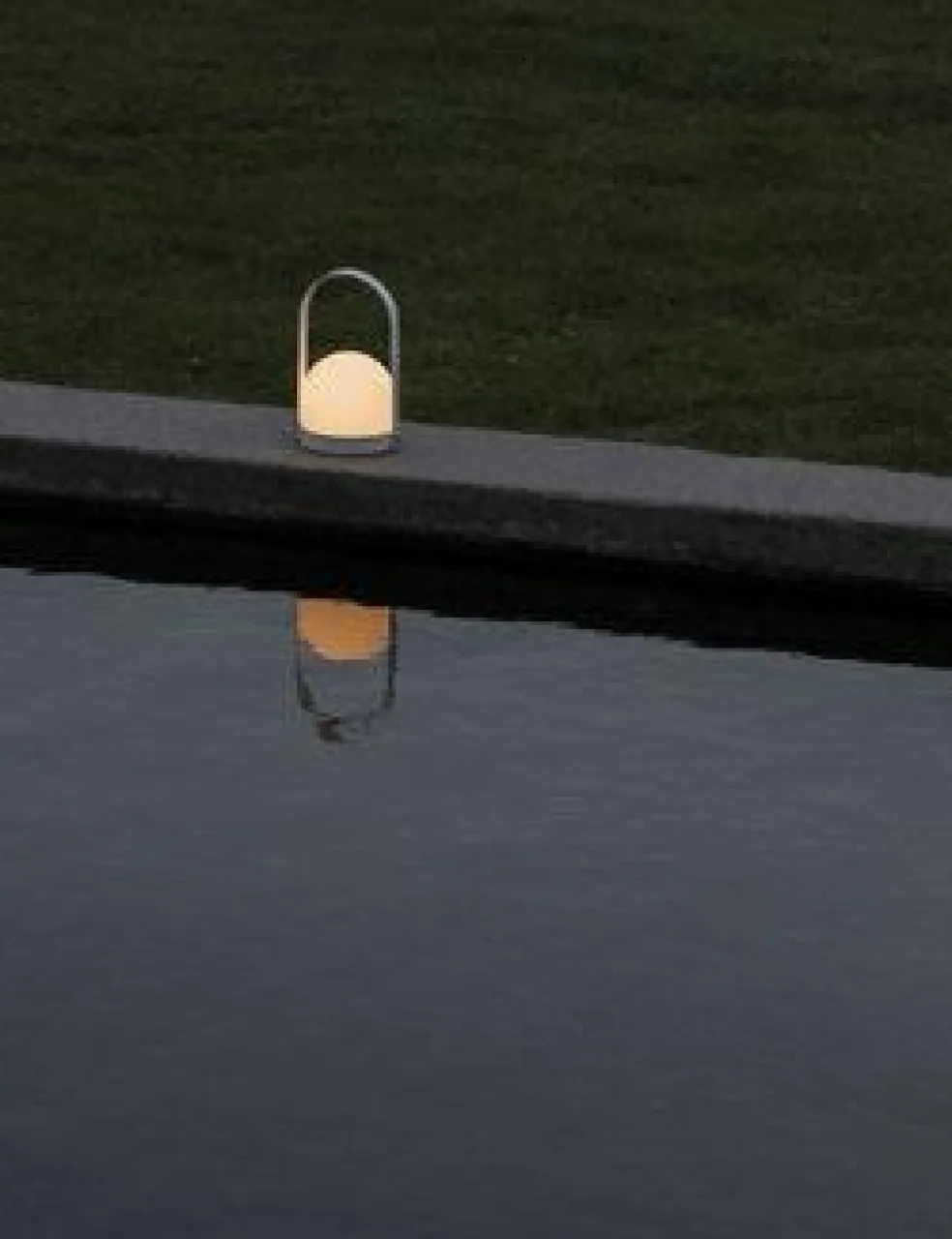 Carrie Lamp Portable IP44, Red