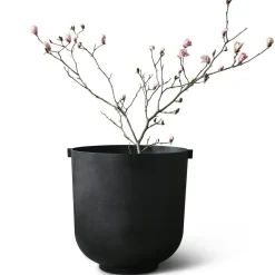 Castle Planter Medium, Raw