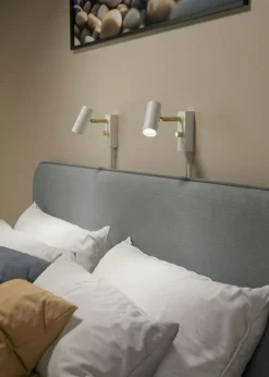 Cato Wall Lamp, Matte White / Brass