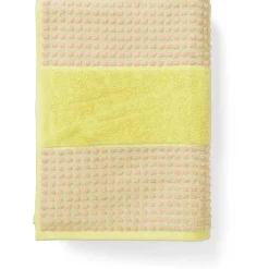 Check Towel 70x140 cm, Yellow / Pink