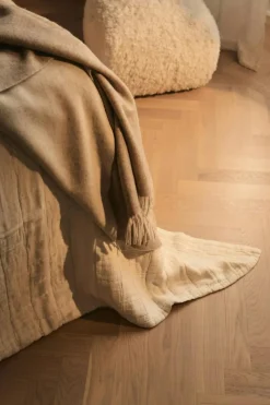 Classic Bedspread 180x260 cm, Beige