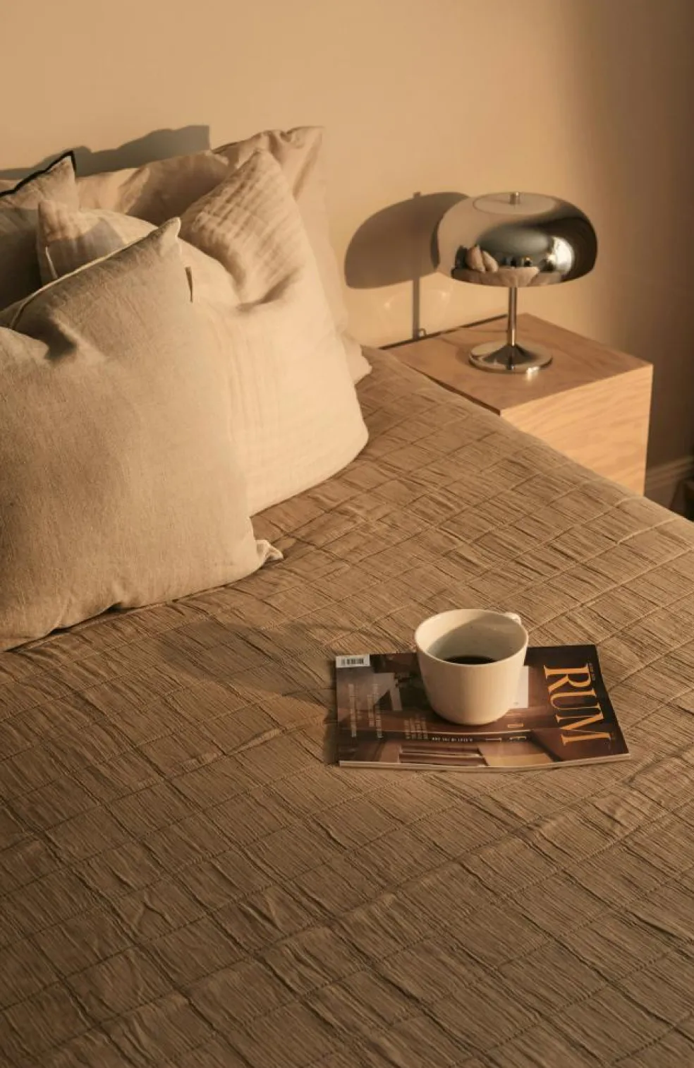 Classic Bedspread 180x260 cm, Beige