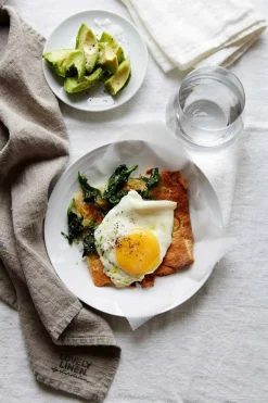 Classic Round Tablecloth Ø200 cm, Natural