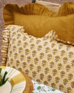 Clover Cushion Cover 50x50 cm, Yellow