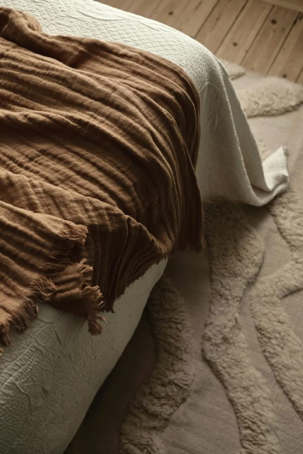 Crinkle Blanket 130x170 cm, Light Brown