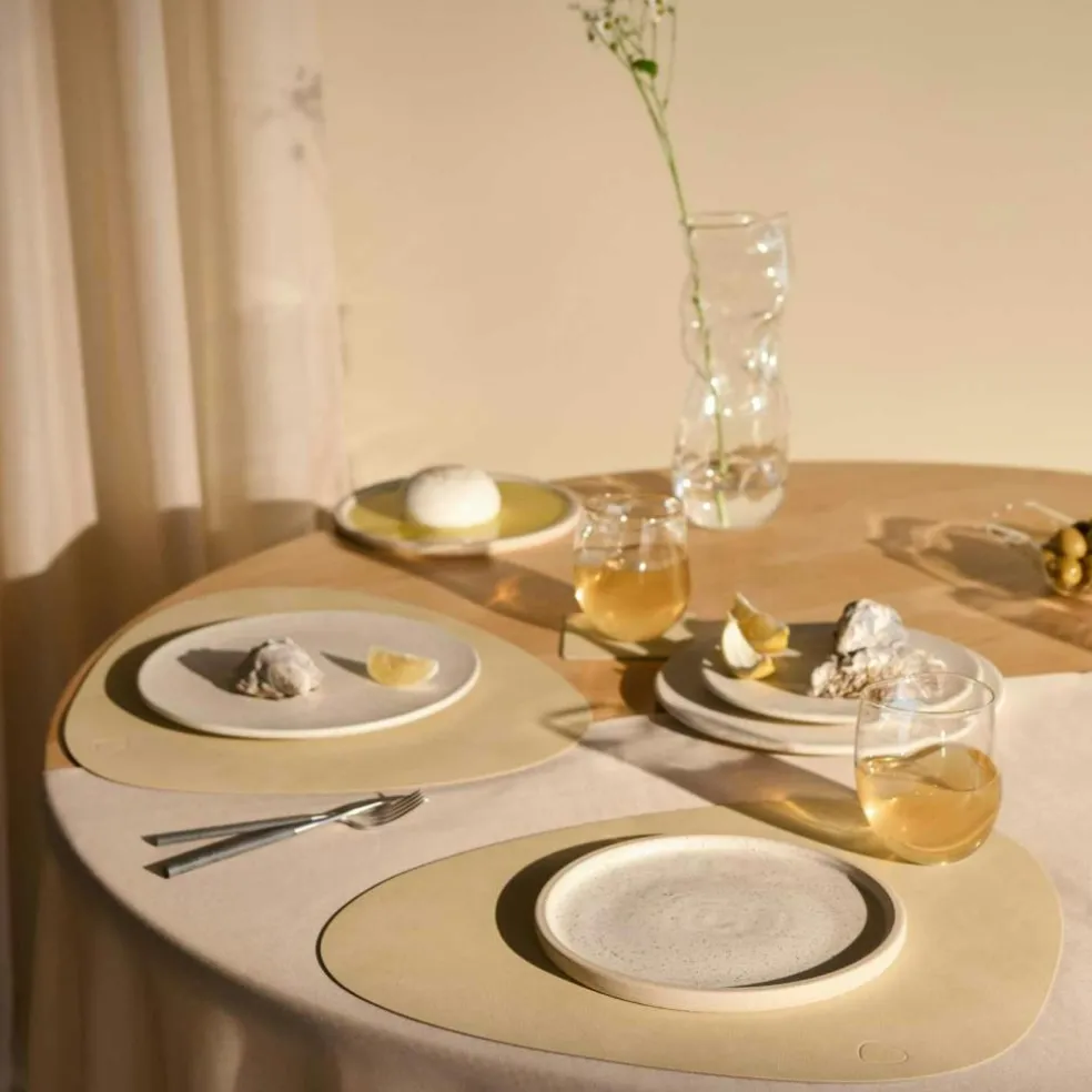 Curve M Table Mat Nupo 31x35 cm, Khaki