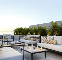 Dadra Cushion 50x50 cm, Blue / Off White